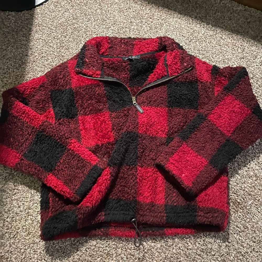 A cute winter sweater size medium